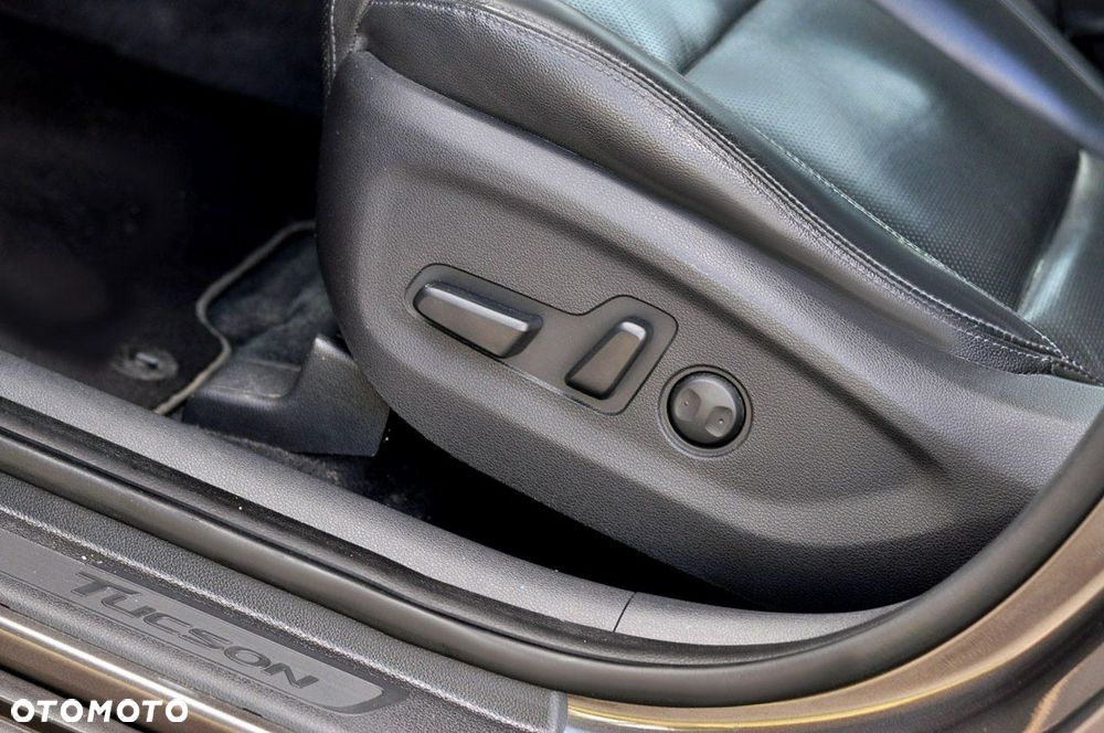 Hyundai Tucson blue 1.7 CRDi 2WD Advantage - 19