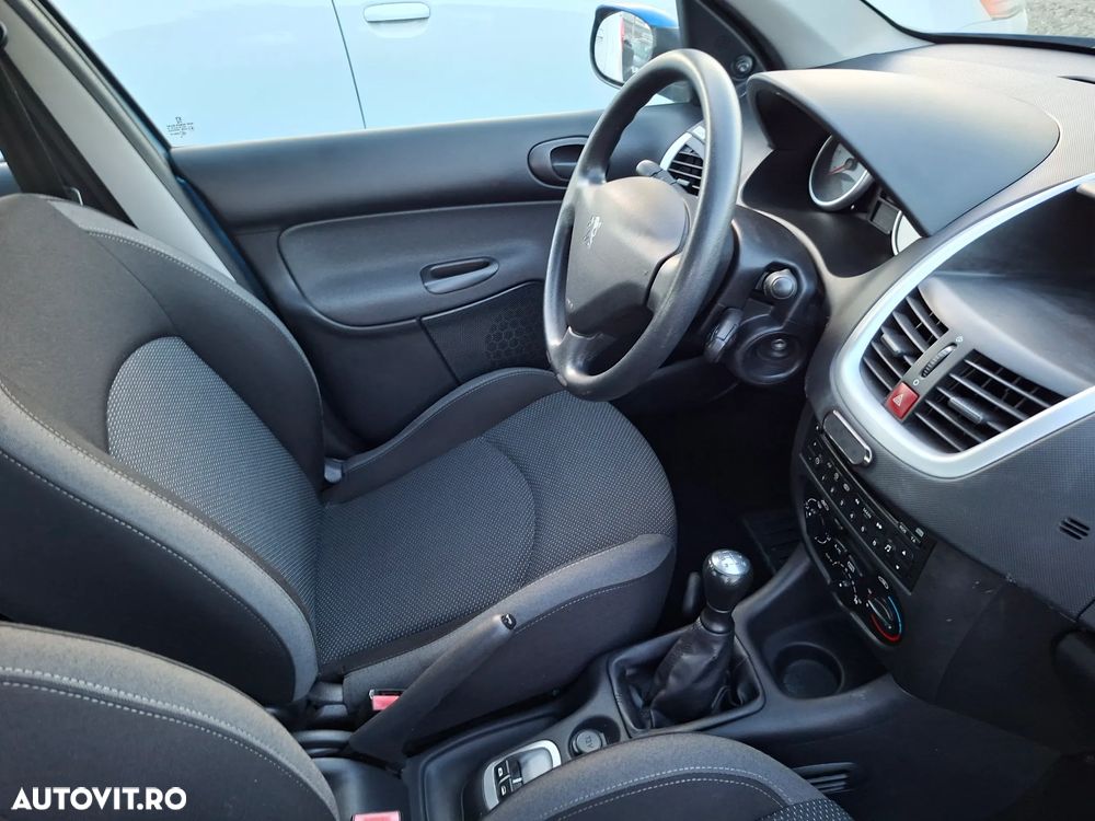 Peugeot 206 - 6
