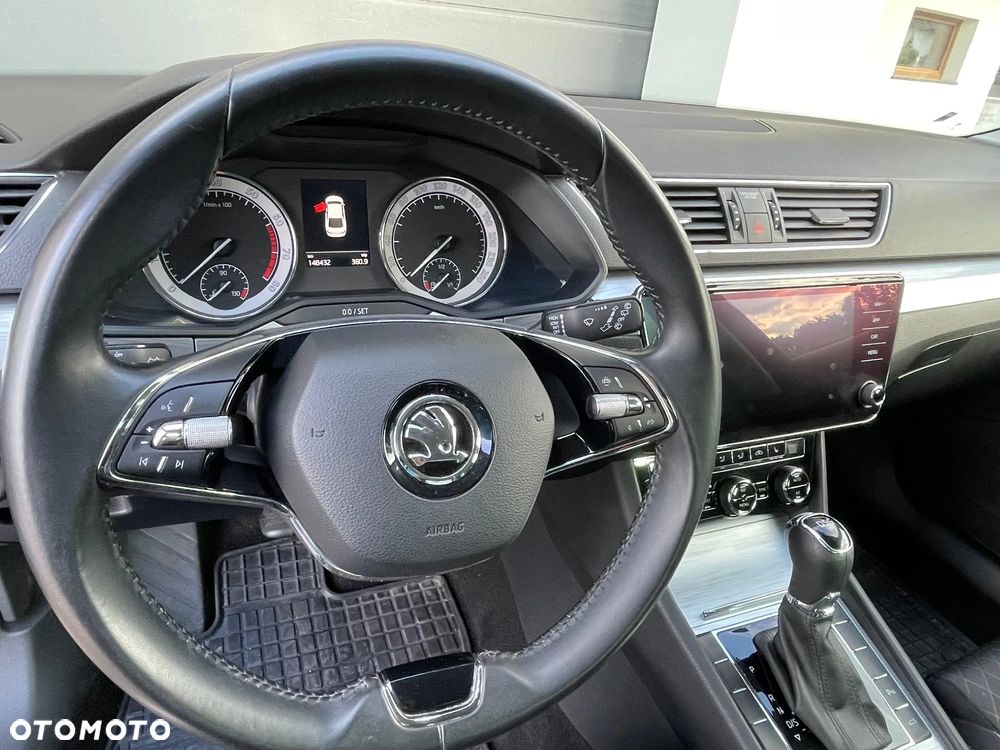 Skoda Superb 1.5 TSI Ambition DSG - 5