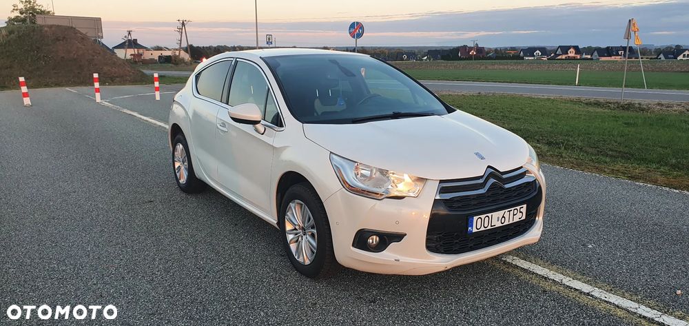 Citroën DS4 HDi 115 Chic - 9
