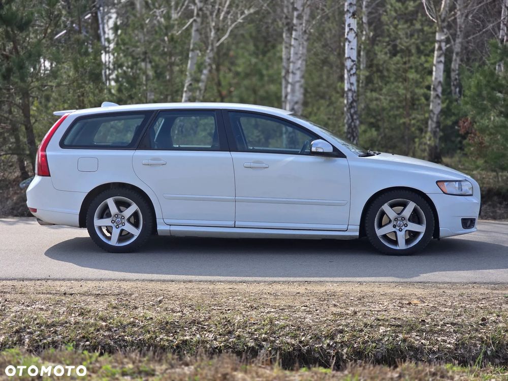 Volvo V50 D5 R-Design Momentum - 7