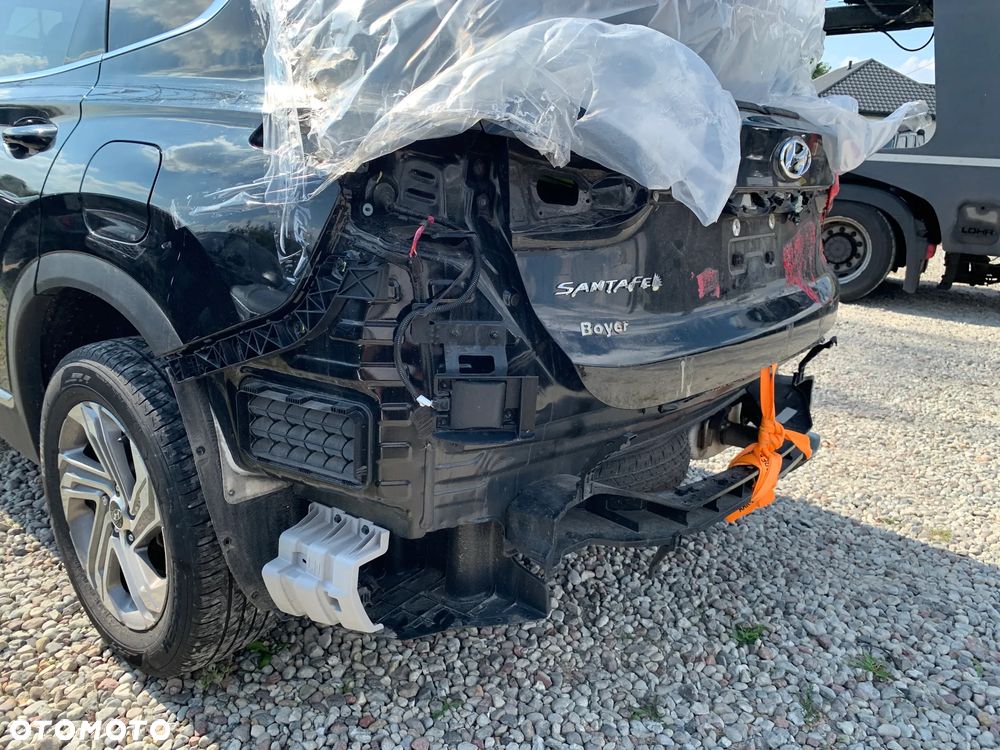 Hyundai Santa Fe - 10