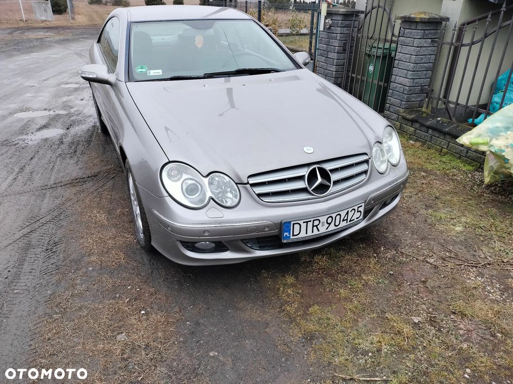 Mercedes-Benz CLK - 13