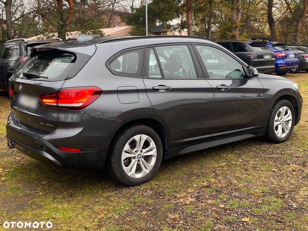 BMW X1 xDrive25e Business Edition - 2