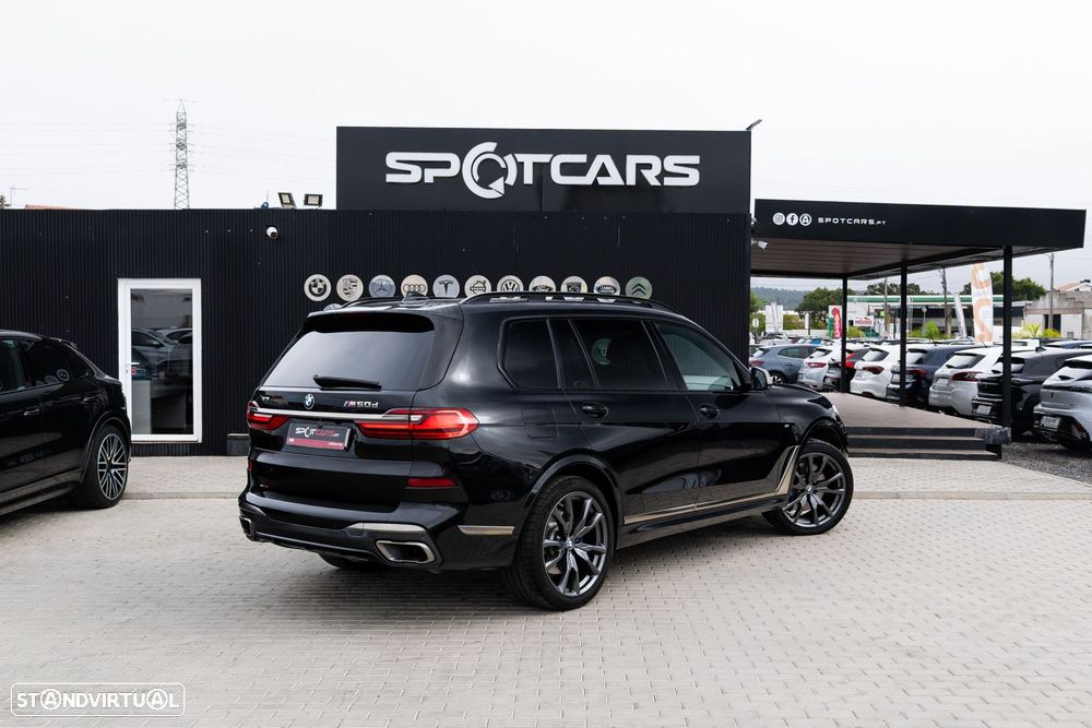 BMW X7 M50d - 8