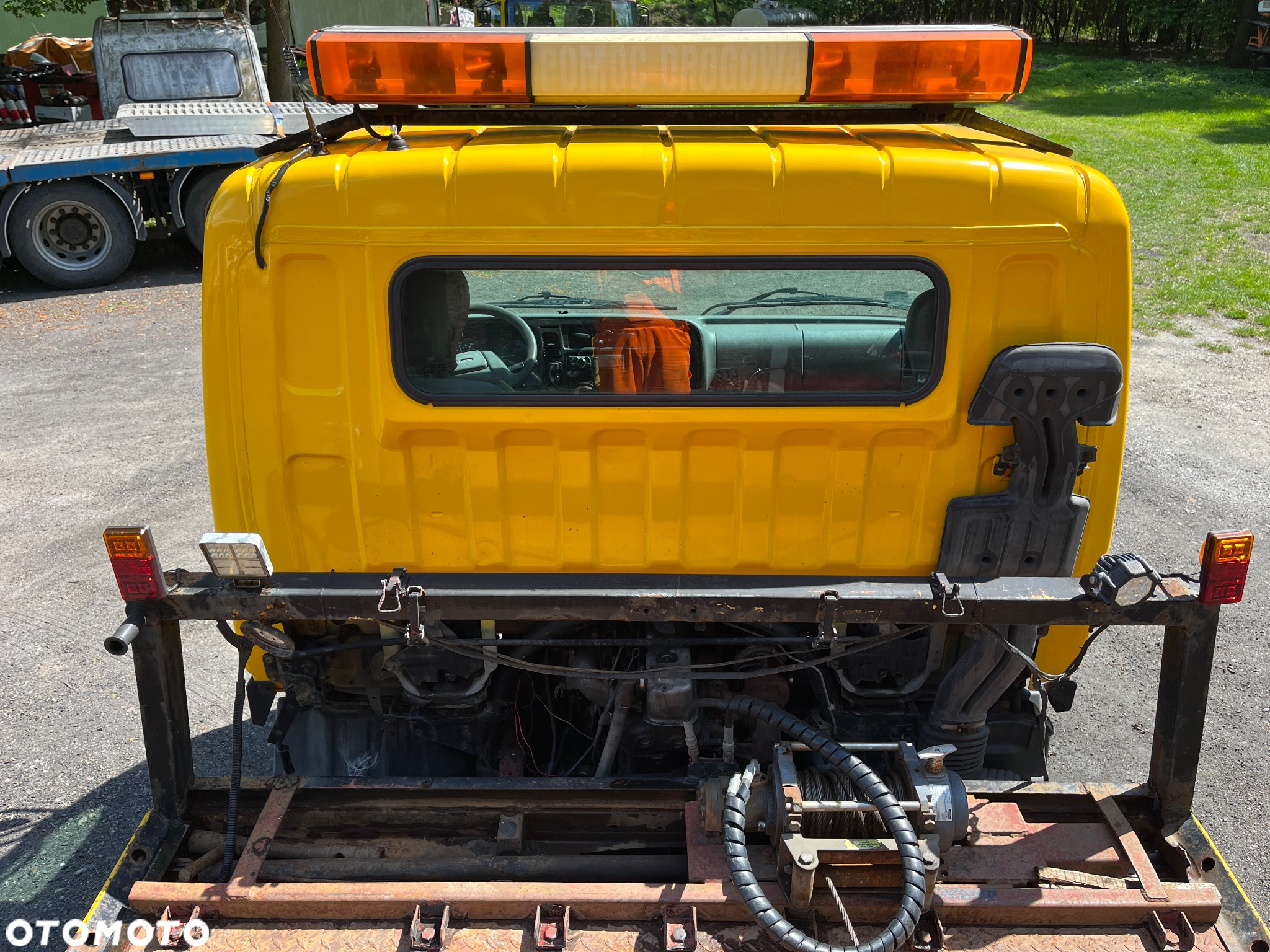 Mitsubishi Canter - 11