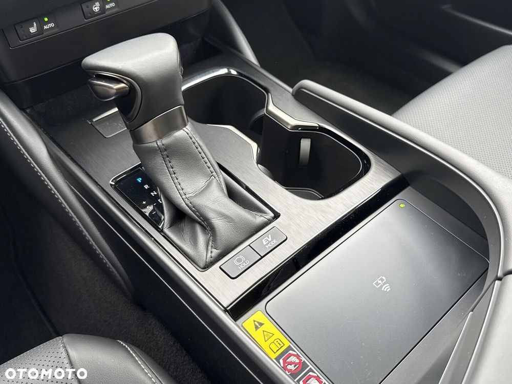 Lexus ES 300h Business Edition - 14
