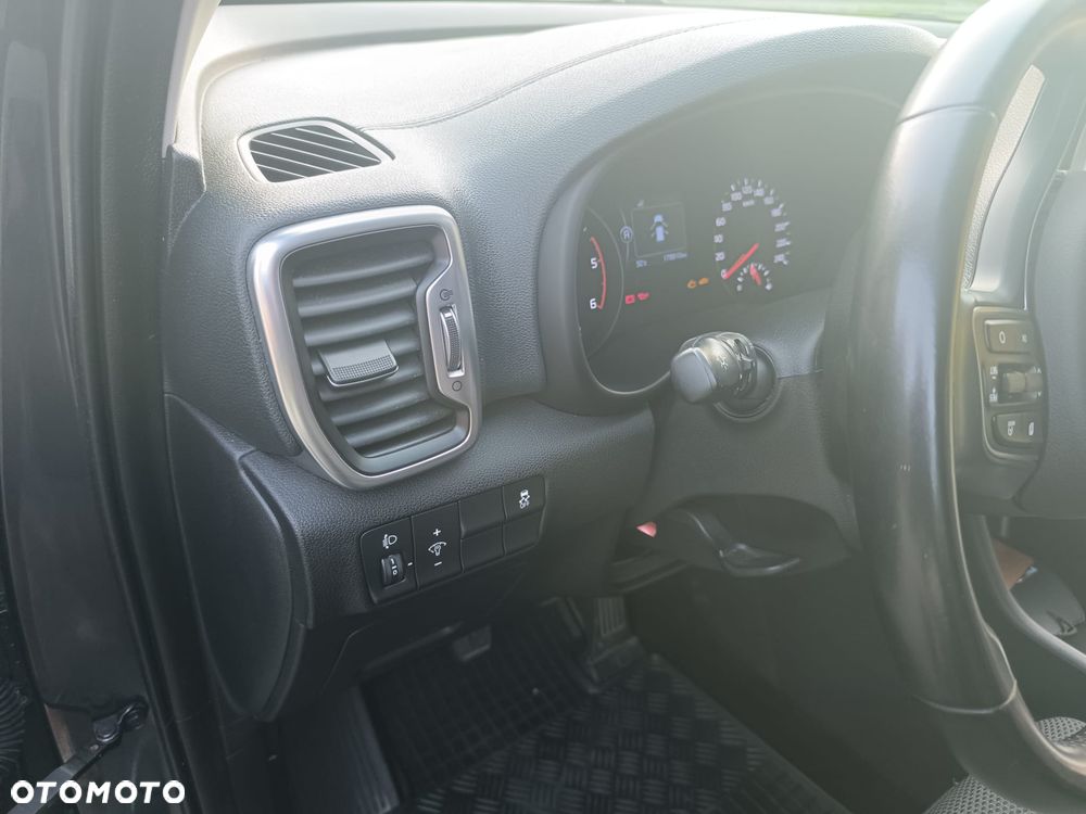 Kia Sportage 1.7 CRDI M 2WD - 17
