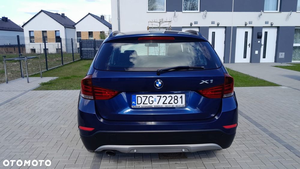 BMW X1 xDrive18d - 9