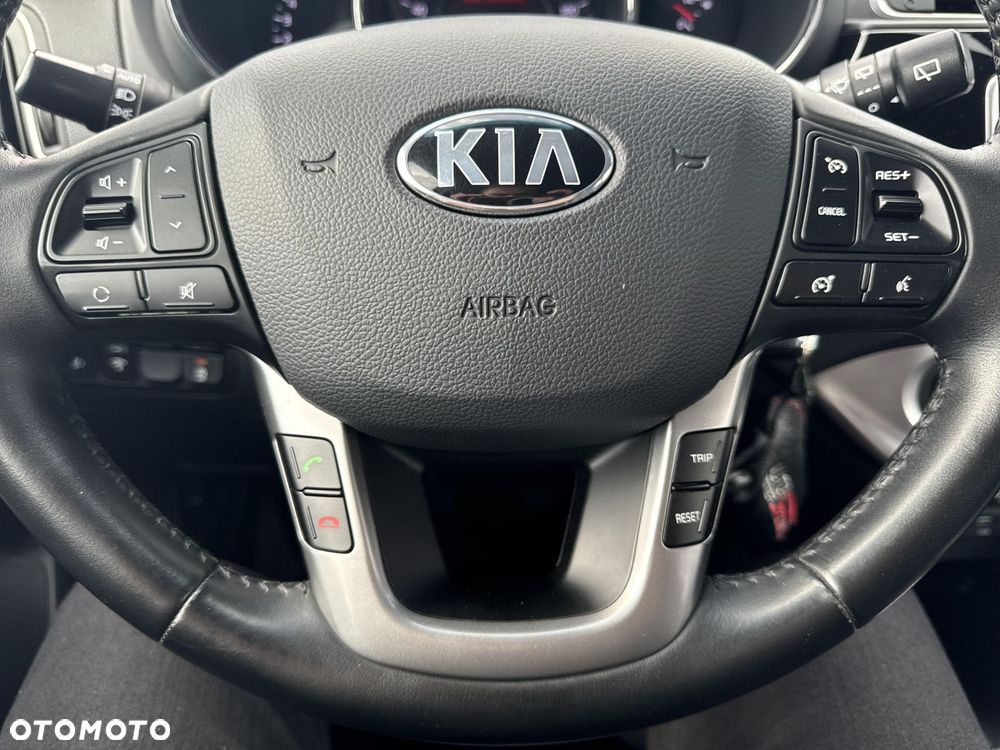 Kia Rio - 23