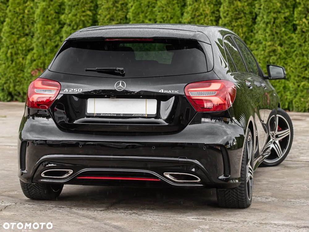 Mercedes-Benz Klasa A 250 4-Matic AMG Line - 12