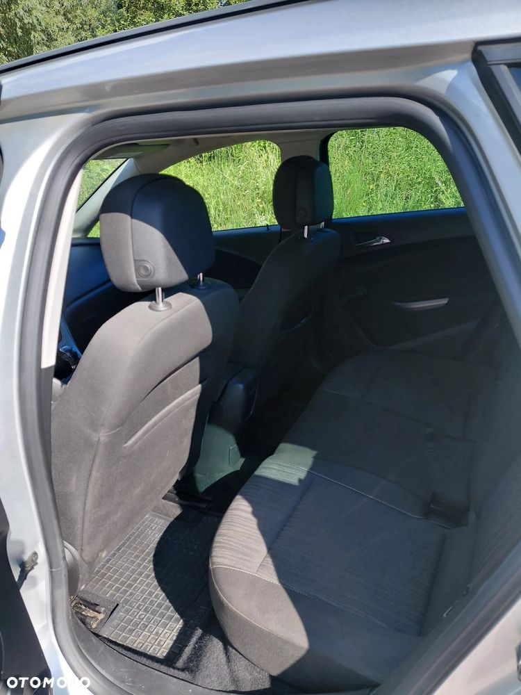 Opel Astra 1.7 CDTI DPF Cosmo - 7