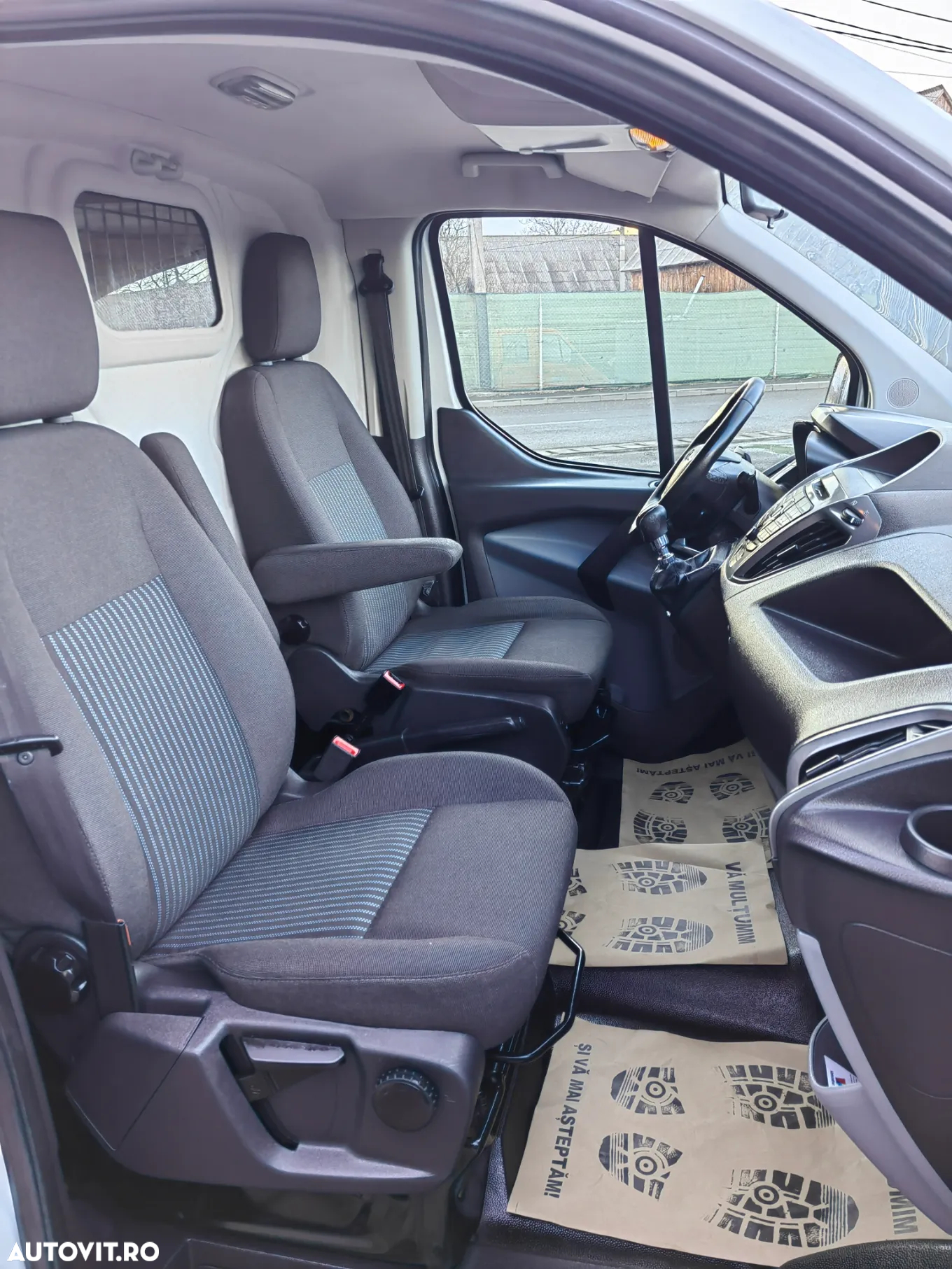 Ford Transit - 24