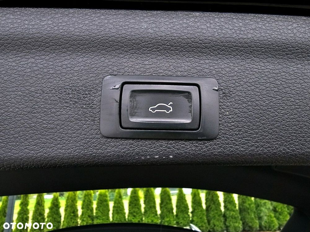 Audi Q3 35 TDI Advanced S tronic - 28