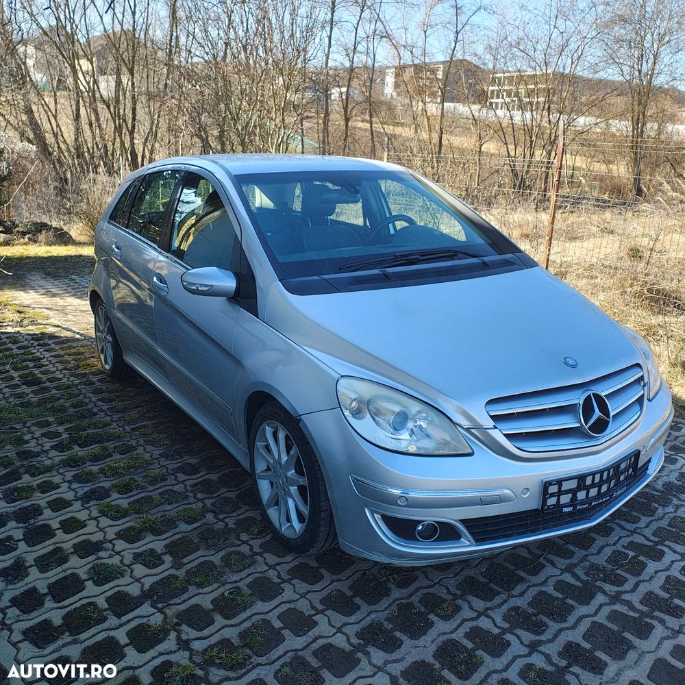 Mercedes-Benz EQB - 6