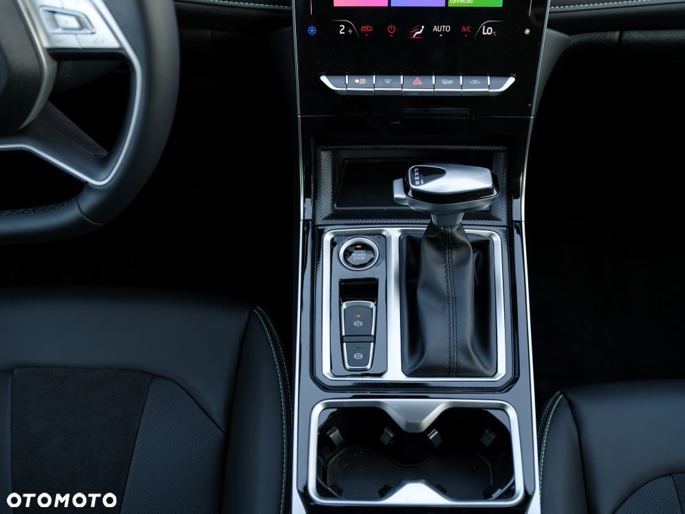 JAC J7 Plus CVT - 13