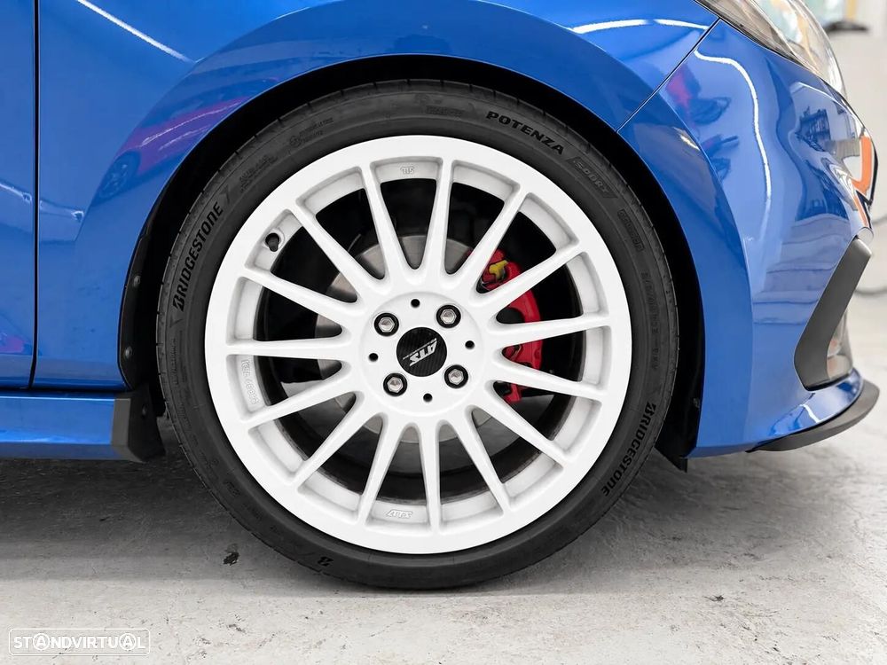 Ford Fiesta 1.5 EcoBoost ST - 12