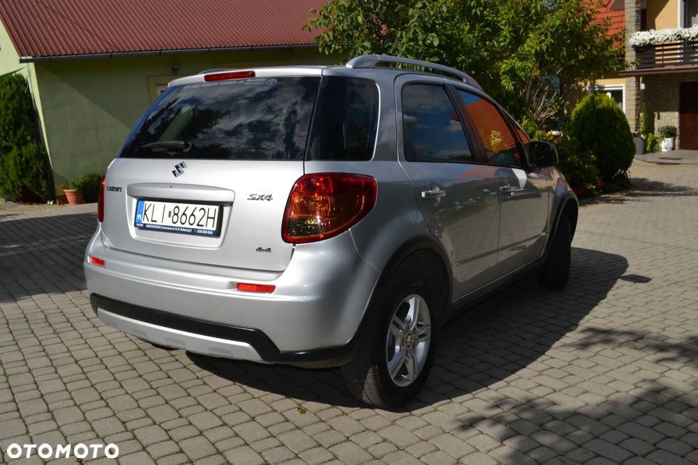 Suzuki SX4 1.6 Premium 4WD - 4