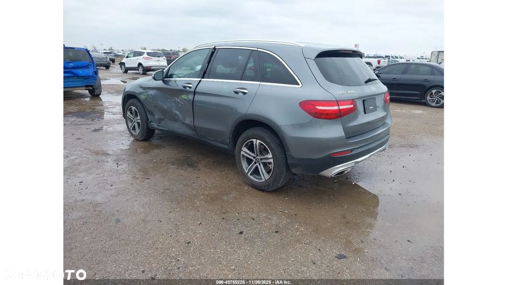 Mercedes-Benz GLC - 4
