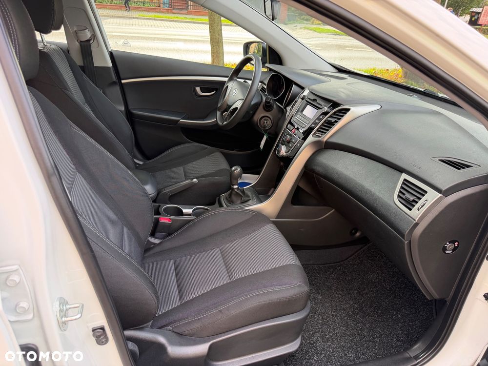Hyundai i30 1.4 Fifa World Cup Edition - 12