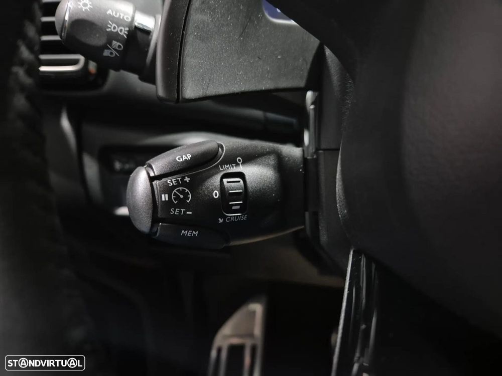 Citroën C5 Aircross Pure Tech 130 S&S EAT8 SHINE - 24