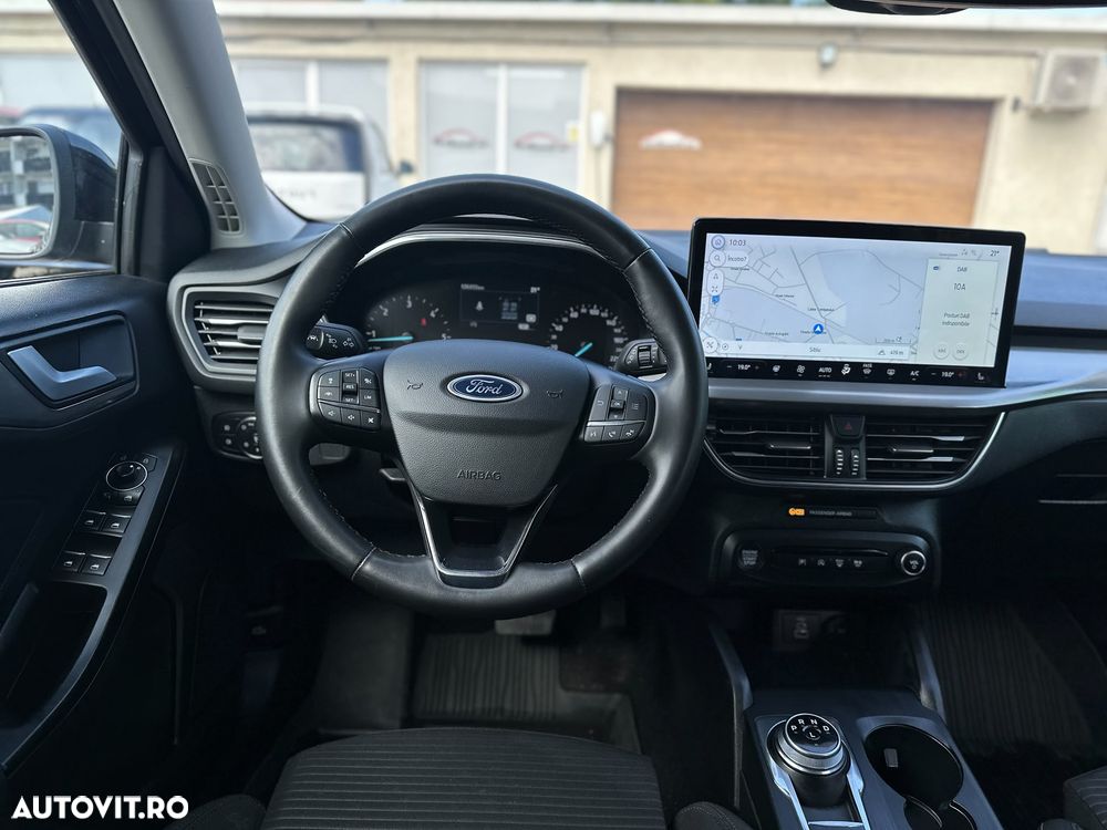 Ford Focus 1.5 EcoBlue Start-Stopp-System Aut. TITANIUM DESIGN - 6