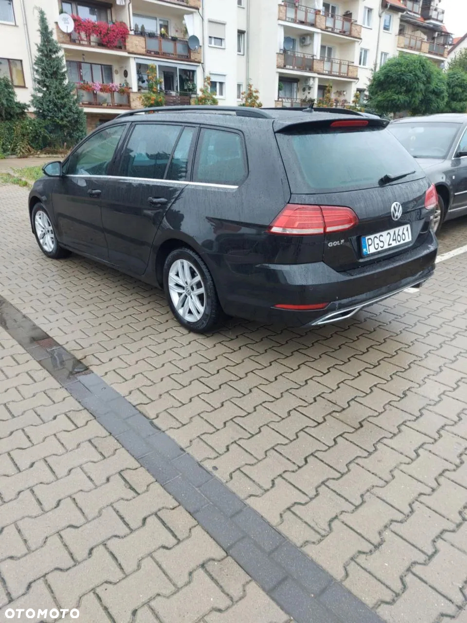 Volkswagen Golf - 6