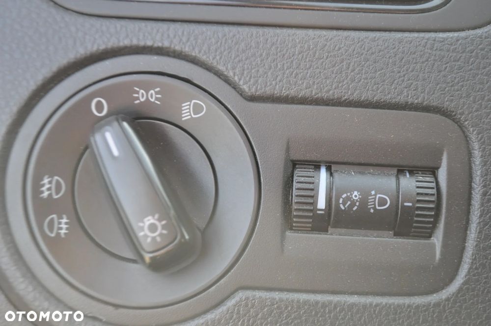 Volkswagen Polo 1.6 TDI Blue Motion Technology MATCH - 15