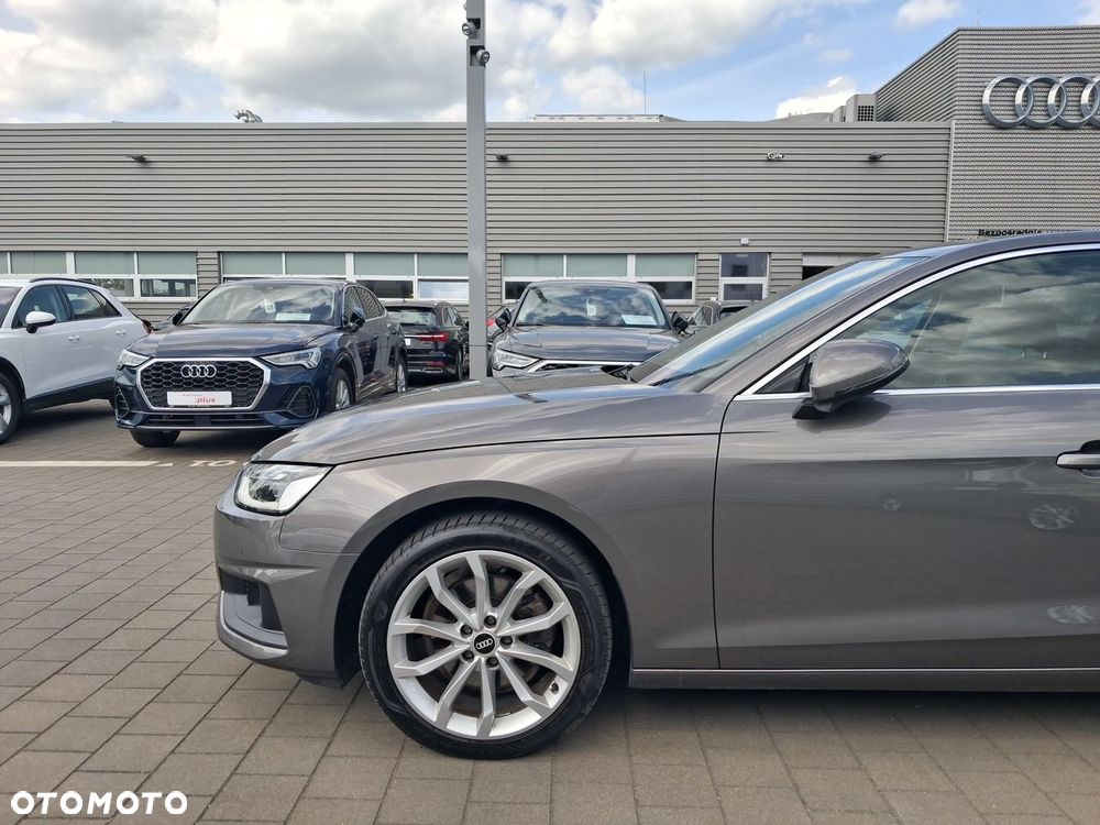 Audi A4 Limousine - 23