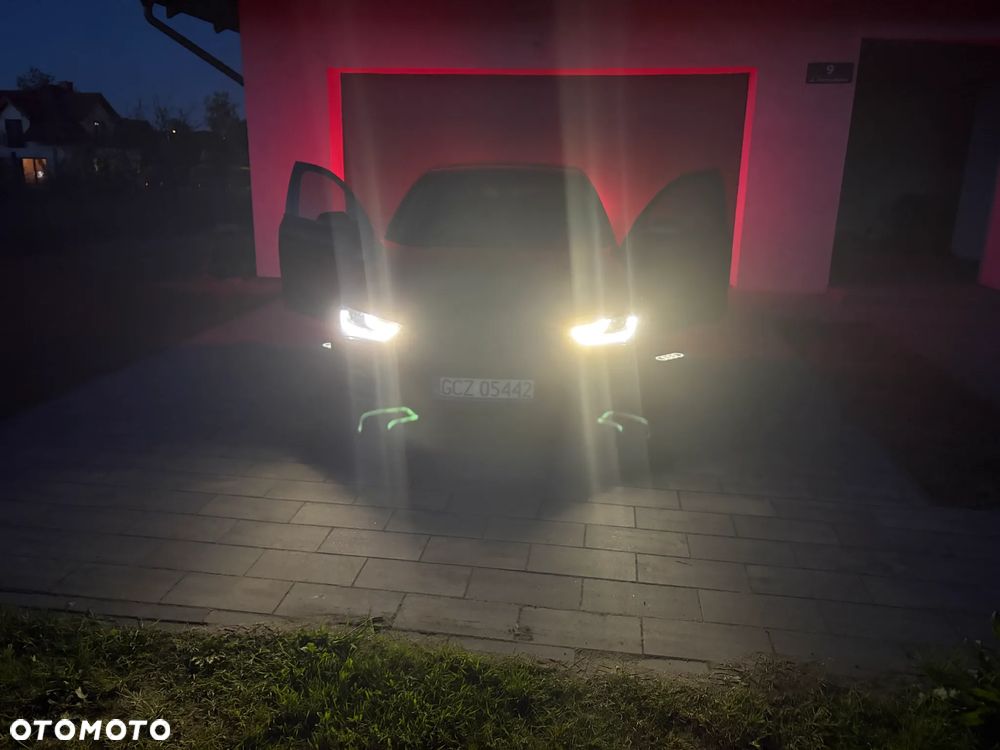 Audi A4 Limousine - 34
