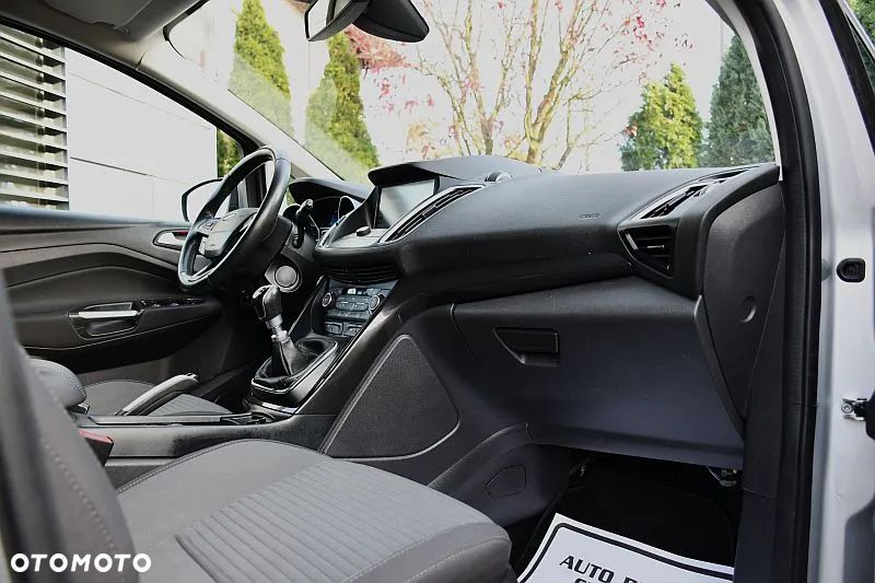 Ford C-MAX 2.0 TDCi Start-Stop-System Titanium - 6