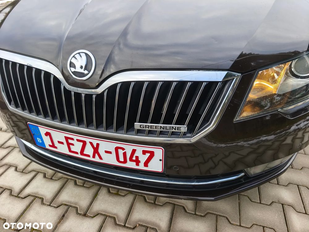 Skoda Superb 1.6 TDI GreenLine - 9