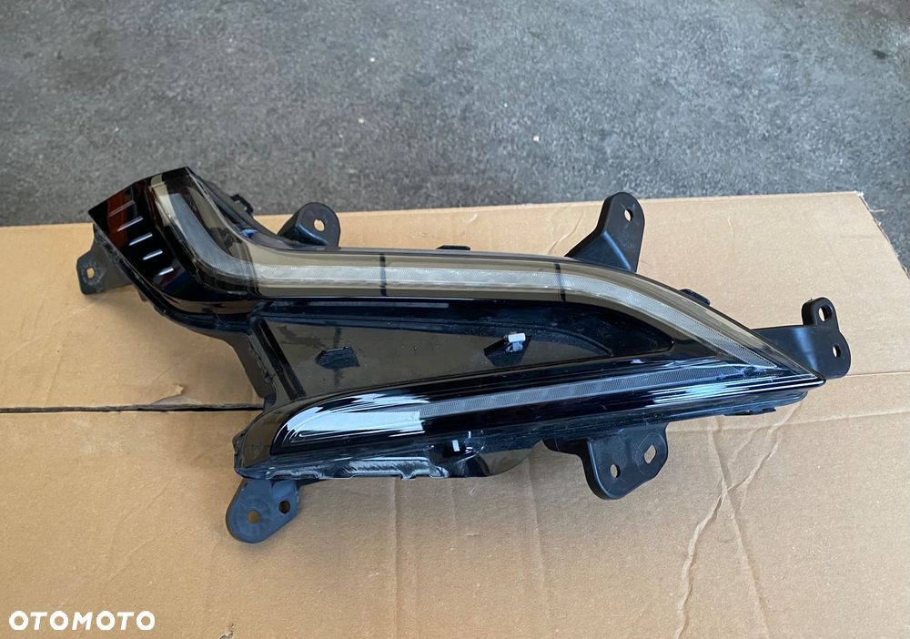 RENAULT MEGANE V 5 E-TECH LAMPA DRL PRAWA PRAWY PRZÓD ŚWIATŁO DO JAZDY DZIENNEJ  LEDOWY led w zderzak przedni 266009083R Wwa - 1