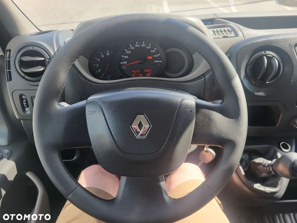 Renault Master - 18