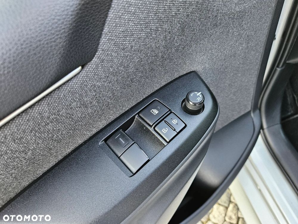 Toyota Yaris - 19