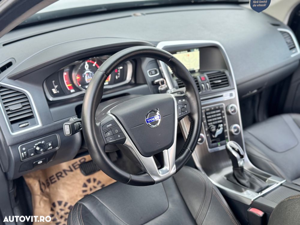 Volvo XC 60 D4 Geartronic Summum - 26