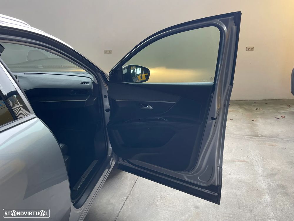 Peugeot 5008 1.6 BlueHDi Crossway EAT6 - 19