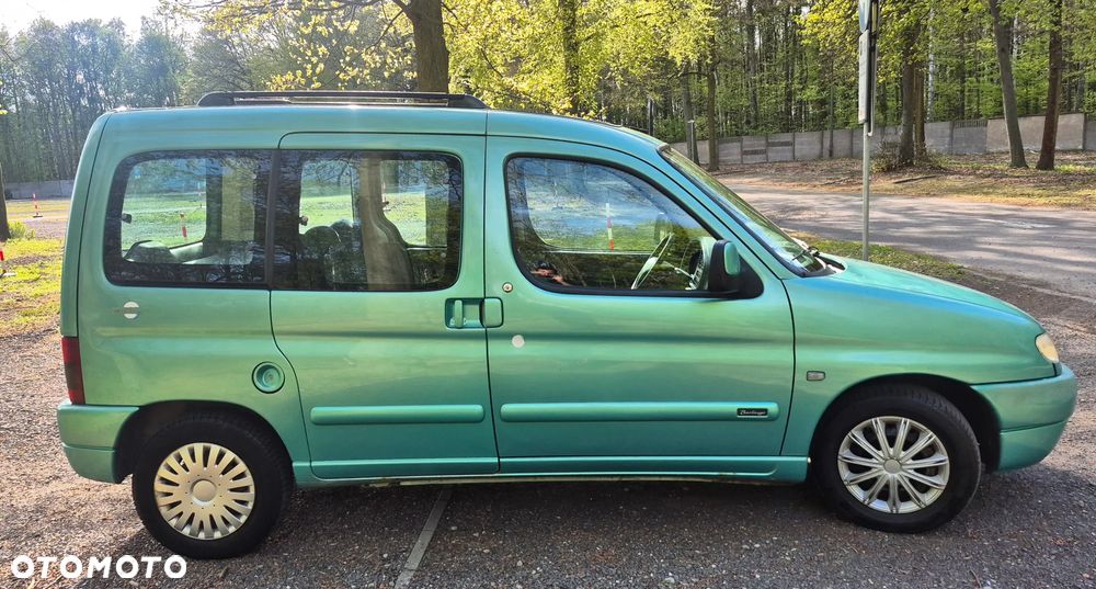 Citroën Berlingo 1.4i Exclusive - 3