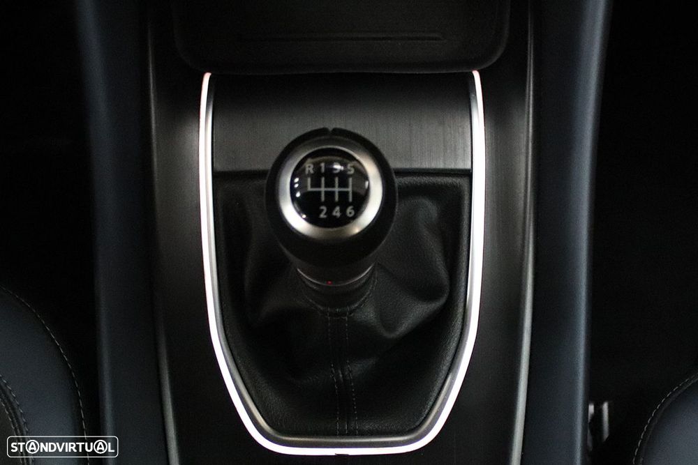 Nissan Qashqai 1.3 DIG-T Tekna SKY - 14