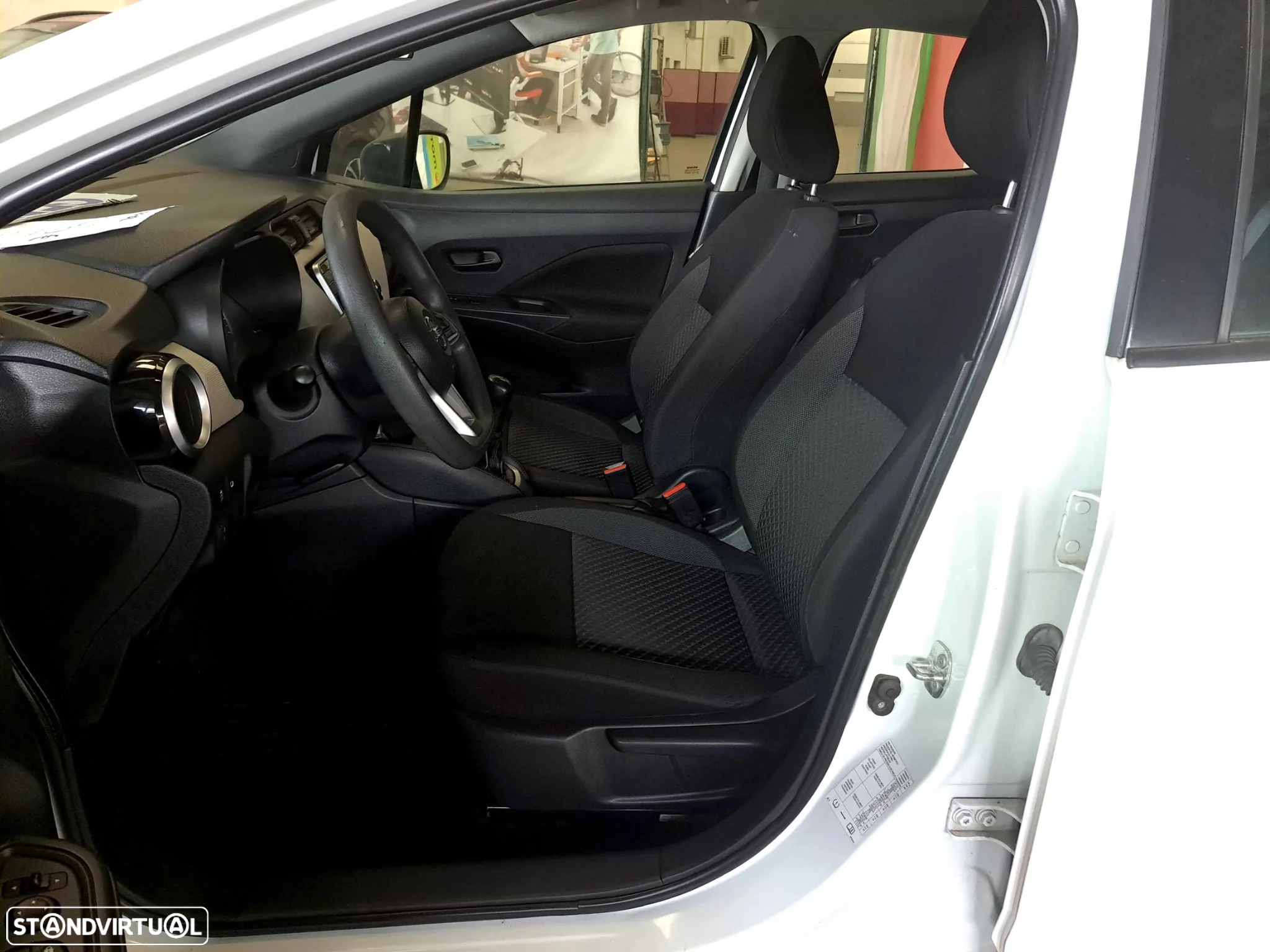 Nissan Micra 1.0 G Acenta - 14