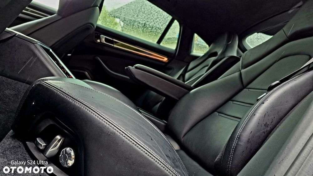 Porsche Panamera - 22