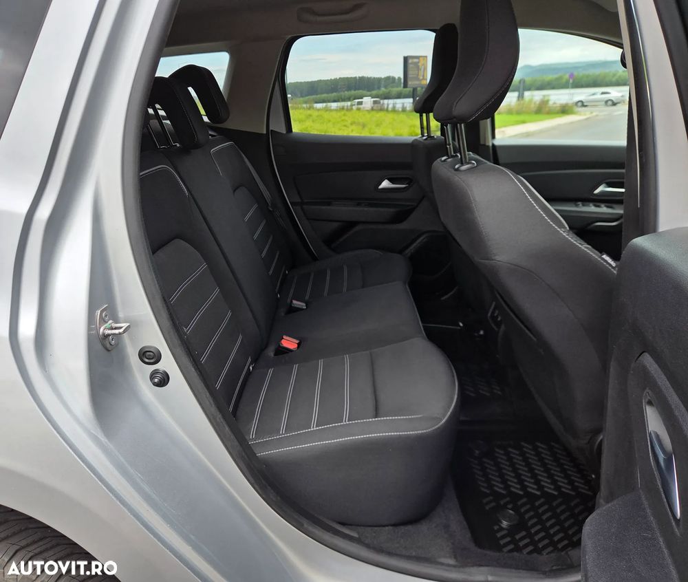 Dacia Duster ECO-G 100 Journey+ - 23