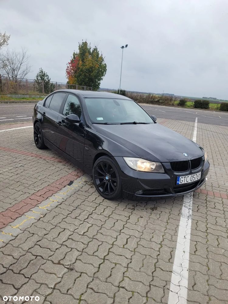 BMW Seria 3 318d - 4