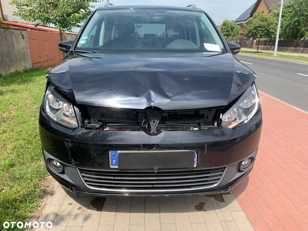 Volkswagen Touran 1.6 TDI DPF BlueMotion Technology Highline - 8