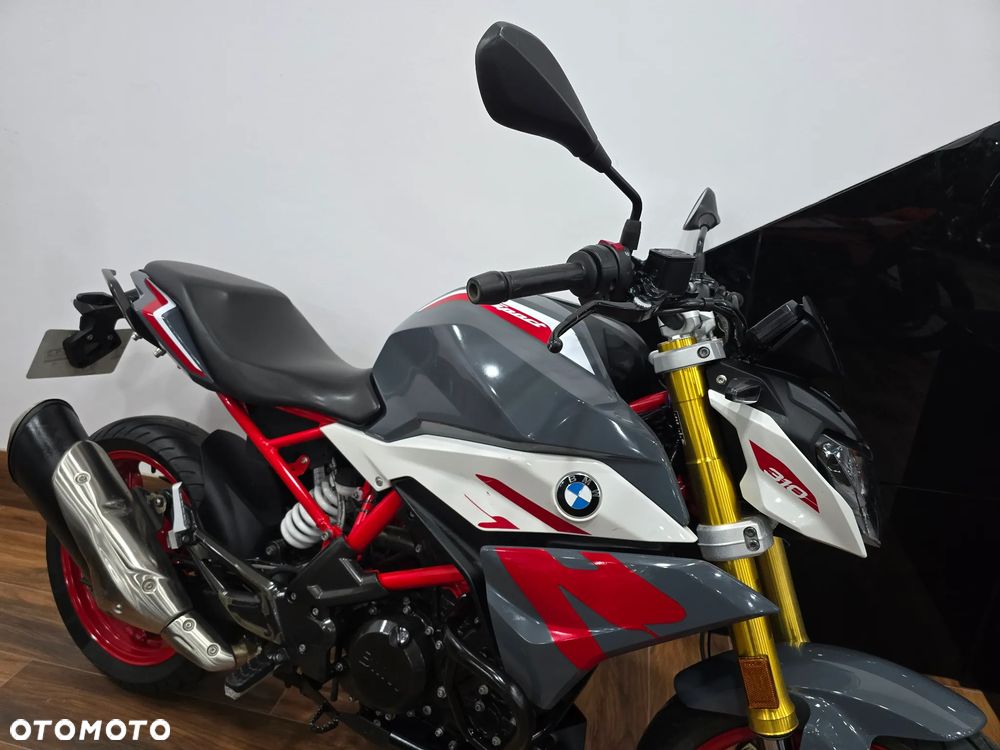 BMW G - 11