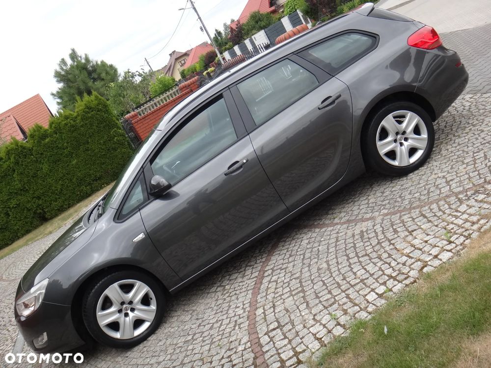 Opel Astra 1.6 Innovation - 4