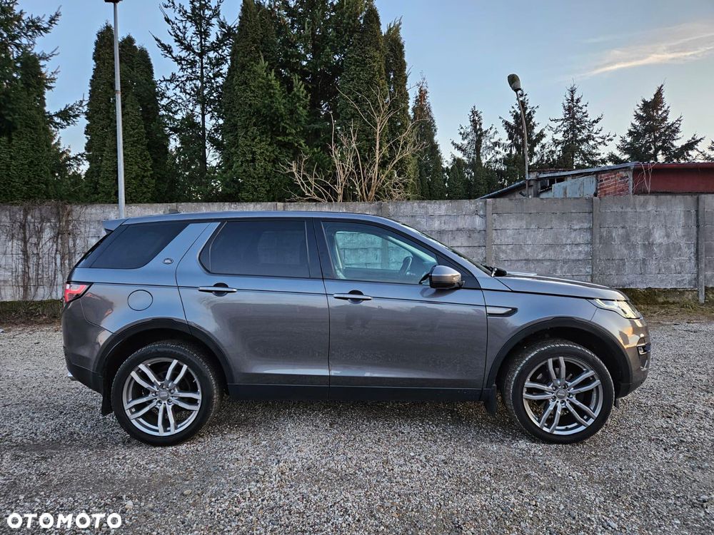 Land Rover Discovery Sport - 12