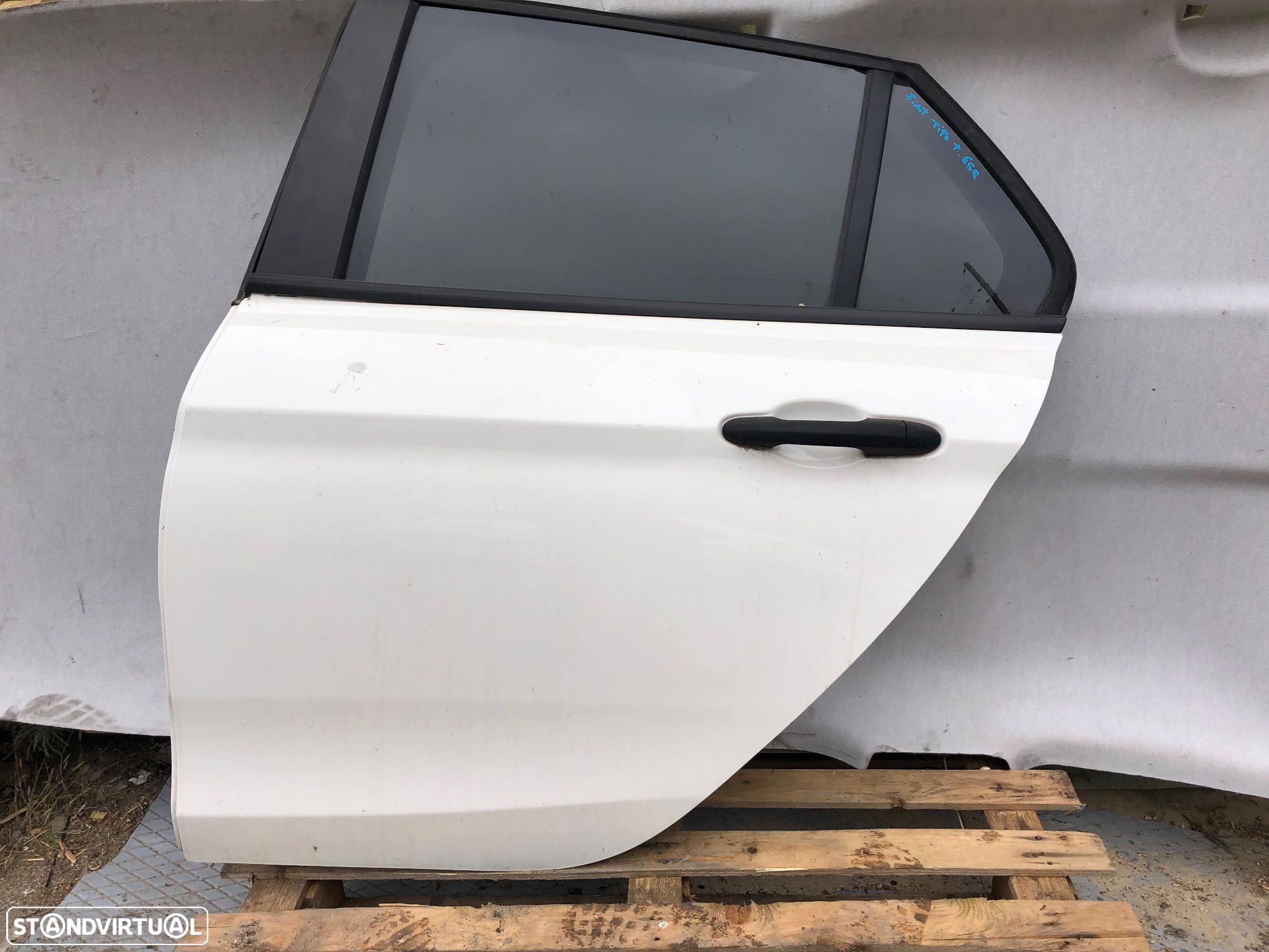 Porta trás esquerda Fiat Tipo Carrinha  ótimo estado - 1