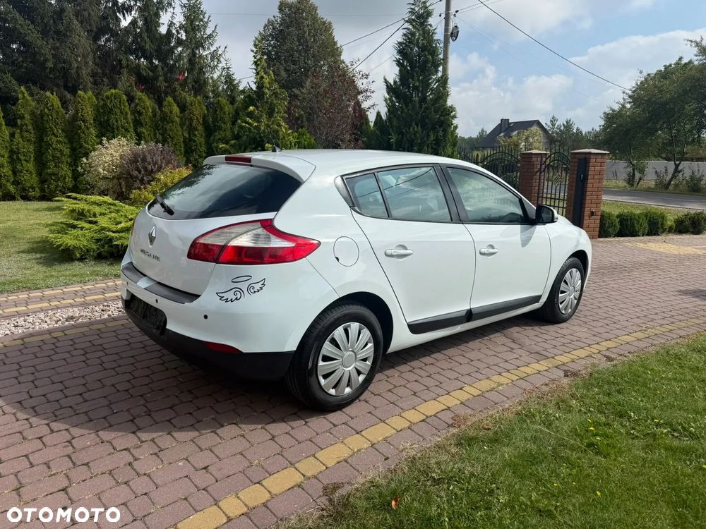 Renault Megane 1.6 16V Authentique - 6