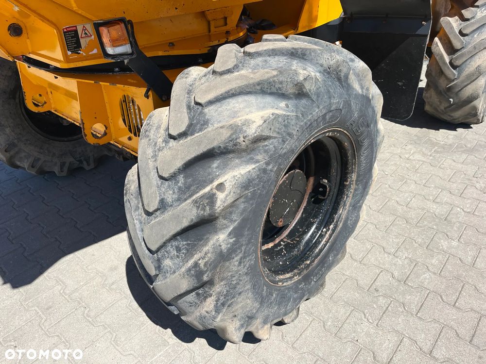 Thwaites Mach 2062 - 12